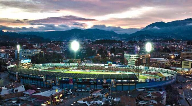 Ντεπορτίβο Κουέντσα – Τέκνικο Ουνιβερσιταρίο