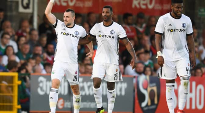 Η έδρα τον πρώτο λόγο